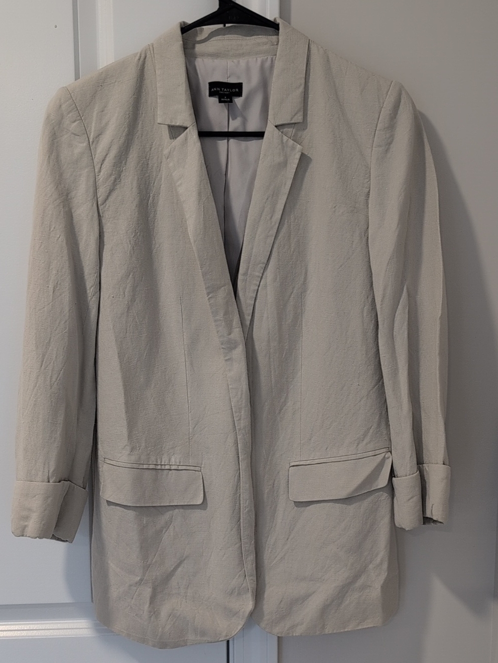Ann Taylor Open Front Blazer, Size 2